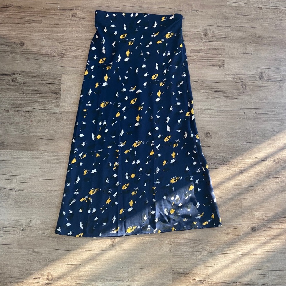 Midi skirt